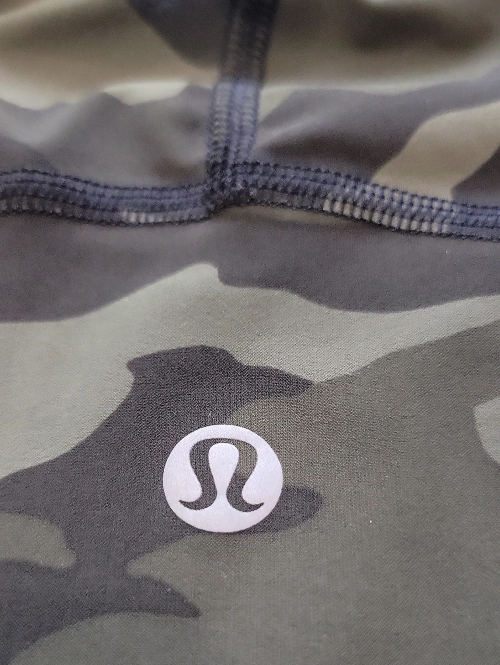 lululemon athletica lightweight camo